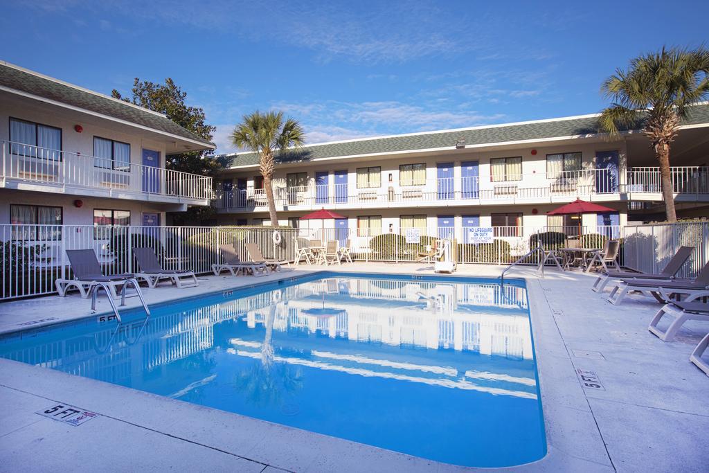 North Charleston Lodge Hotel North Charleston