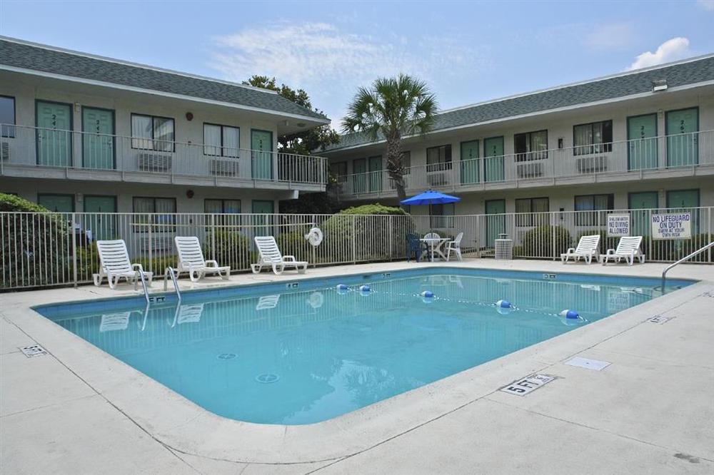 Hotel North Charleston Lodge 2*