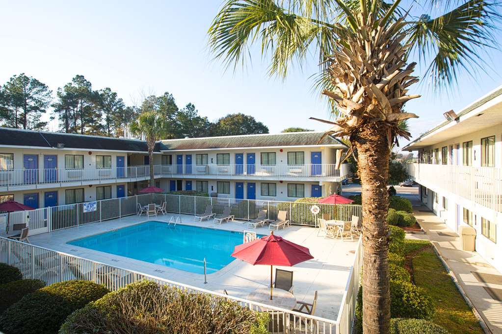 North Charleston Lodge 2*